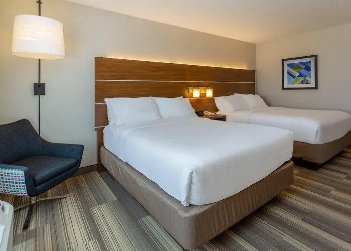 Express & By Ihg Hotel 3*