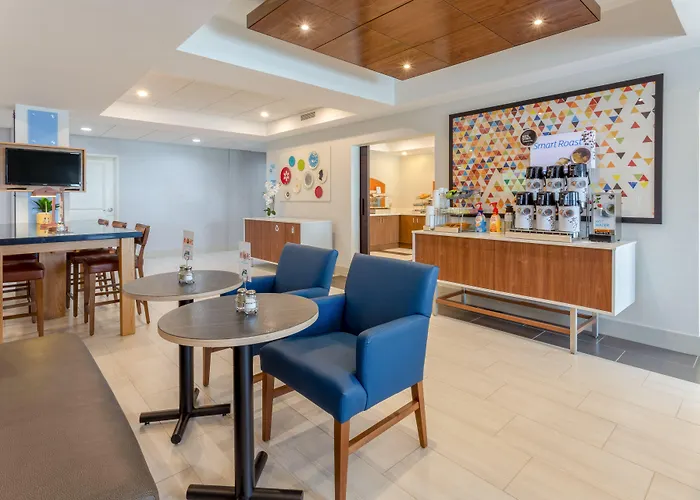Express & By Ihg Hotel