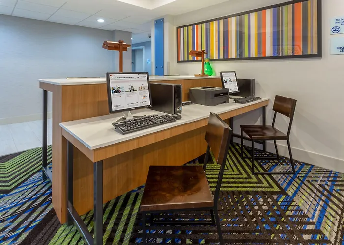 Express & By Ihg Hotel