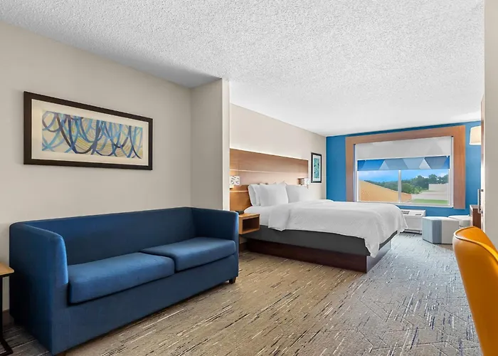 Express & By Ihg