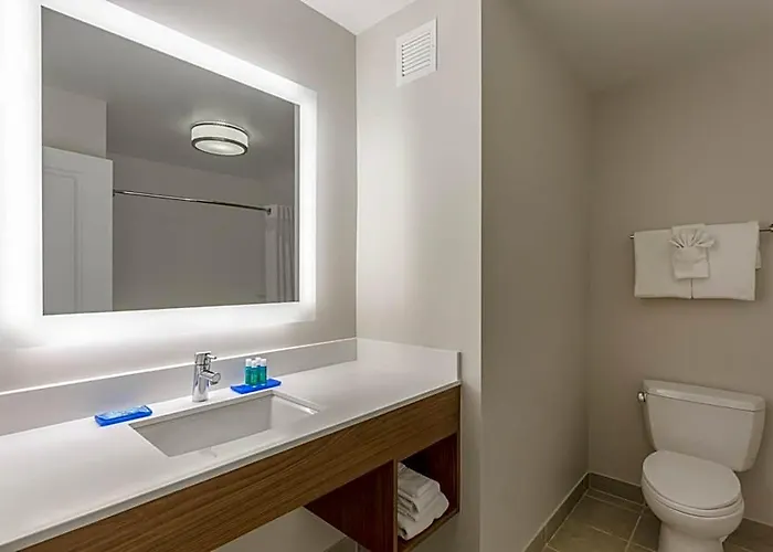 Express & By Ihg