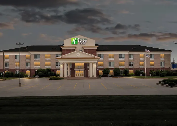 Express & By Ihg Hotel 3*